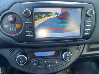 Toyota Yaris 2018-thumb-8