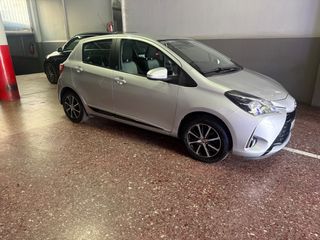 Toyota Yaris 2018-thumb-1