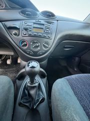 Ford Focus 2000 1.6-thumb-5