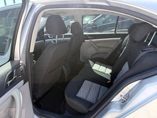 Skoda Octavia 2008 1.4 TSI 80hp-thumb-9