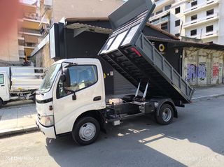 Ανατροπή Toyota 2014 DYNA 150-thumb-4