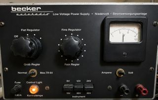 VINTAGE BECKER RADIO φορτιστης τροφοδοτικο