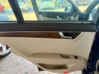 Mercedes-Benz C 180 2011 ELEGANCE AUTOMATIC-thumb-14