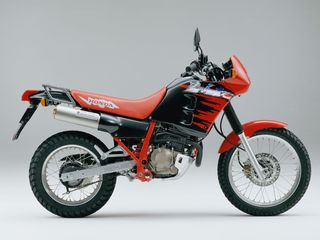 NX 250 DOMINATOR TOY 95 ΓΙΑ ΑΝΤΑΛΛΑΚΤΙΚΑ