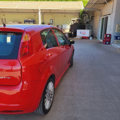 Fiat Grande Punto 2011-thumb-5