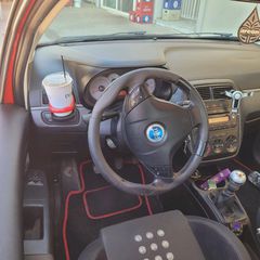 Fiat Grande Punto 2011-thumb-11
