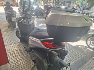 Piaggio Beverly 400 2025 HPE S-thumb-16