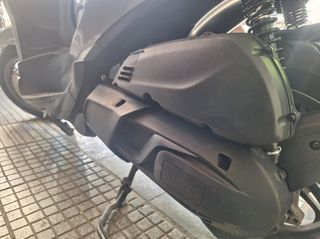 Piaggio Beverly 400 2025 HPE S-thumb-18