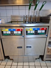 Επαγγελματική διπλή ηλεκτρική φριτέζα PITCO 2×30L με αυτόματο φιλτράρισμα λαδιού