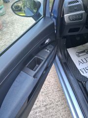 Fiat Grande Punto 2008-thumb-12