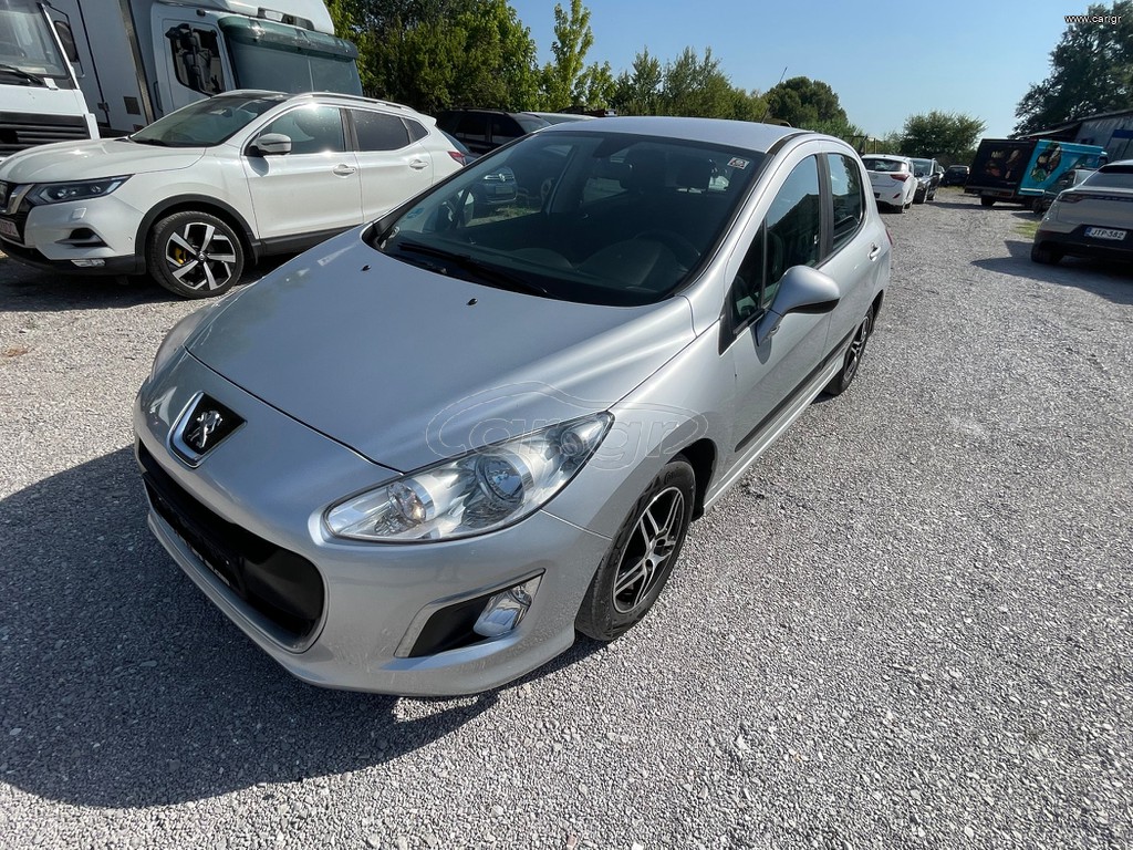 Peugeot 308 2011 1.4 16V 96PS