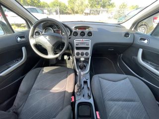 Peugeot 308 2011 1.4 16V 96PS-thumb-9