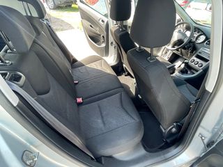 Peugeot 308 2011 1.4 16V 96PS-thumb-16