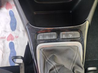 Opel Crossland X 2019-thumb-27