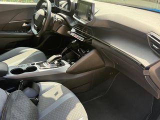 Peugeot 2008 2020 1.2  130 ALLURE EAT8 S&S-thumb-15