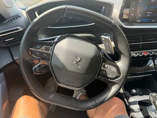 Peugeot 2008 2020 1.2  130 ALLURE EAT8 S&S-thumb-21