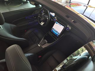 Mercedes-Benz SL 43 AMG 2023-thumb-71
