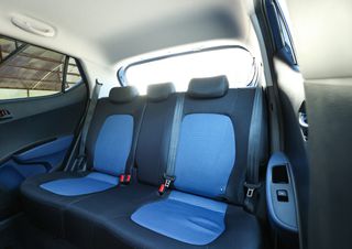 Hyundai i 10 2014 1.0 FIFA WORLD CUP EDITION,A/C,LED ΦΩΤΑ ΗΜΕΡΑΣ,ΠΡΟΒΟΛΕΙΣ+++-thumb-17
