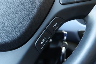 Hyundai i 10 2014 1.0 FIFA WORLD CUP EDITION,A/C,LED ΦΩΤΑ ΗΜΕΡΑΣ,ΠΡΟΒΟΛΕΙΣ+++-thumb-13