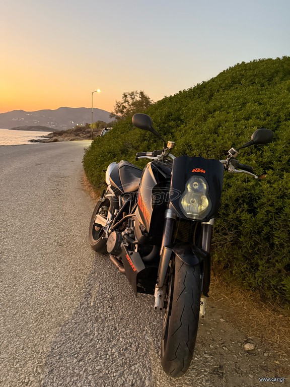 KTM 990 Super Duke 2005
