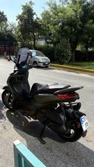 Piaggio Beverly 400 2023-thumb-3