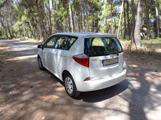 Toyota Verso-S 2013 1.3 / 100hp / ελληνικής αντιπροσωπείας-thumb-3
