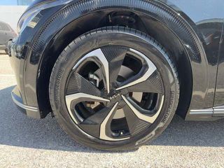Kia EV6 2022 TITANIUM LONG RANGE AWD-thumb-6