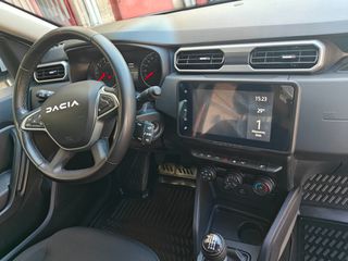 Dacia Duster 2024 1.5 DCI 115HP 4x4-thumb-9