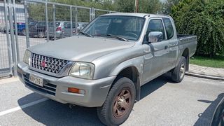 Mitsubishi L200 2002
