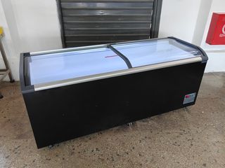 Κατάψυξη Βούτα 2.00μ με συρόμενα τζάμια ΚΩΔ 0525-3161