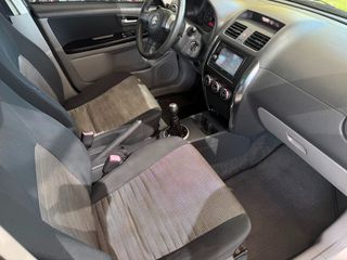 Suzuki SX4 2009 GLX 4X4-thumb-9