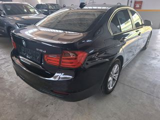 Bmw 318 2012 F30-thumb-2
