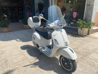 Vespa GTS Super 300 2022 Super-thumb-16