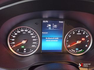 Mercedes-Benz GLC Coupe 2021 / COUPE / GLC 300 E / 9G TRONIC / 4MATIC-thumb-38