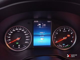 Mercedes-Benz GLC Coupe 2021 / COUPE / GLC 300 E / 9G TRONIC / 4MATIC-thumb-24