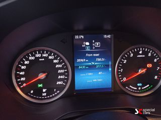 Mercedes-Benz GLC Coupe 2021 / COUPE / GLC 300 E / 9G TRONIC / 4MATIC-thumb-31