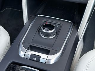 Land Rover Discovery Sport 2022 SE D180 Skyview-thumb-14