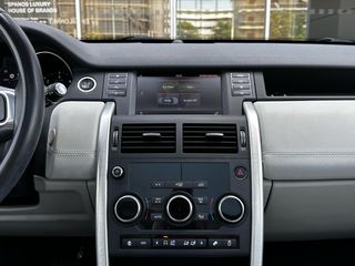 Land Rover Discovery Sport 2022 SE D180 Skyview-thumb-13