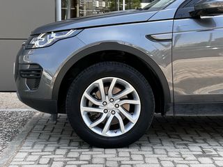 Land Rover Discovery Sport 2022 SE D180 Skyview-thumb-8