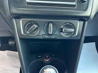 Volkswagen Polo 2016 1.2 TSI 90ps-thumb-35