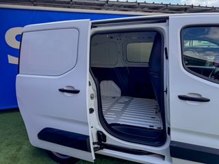 Κλούβα Citroen 2021 Berlingo 1.5 BlueHDi 100 S&S MAN Club 4d M Light-thumb-5