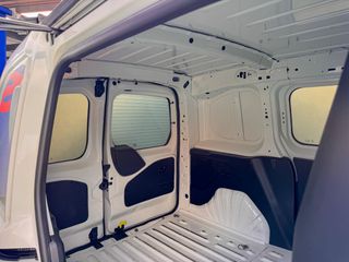Κλούβα Citroen 2021 Berlingo 1.5 BlueHDi 100 S&S MAN Club 4d M Light-thumb-7