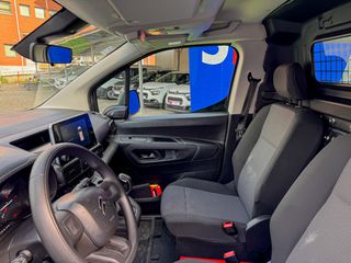 Κλούβα Citroen 2021 Berlingo 1.5 BlueHDi 100 S&S MAN Club 4d M Light-thumb-12
