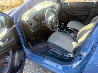 Hyundai i 20 2016 1-thumb-4
