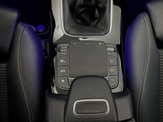 Mercedes-Benz A 180 2020 A-class Progressive Line,Ambient light,Navi-thumb-27