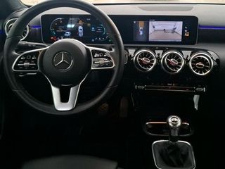 Mercedes-Benz A 180 2020 A-class Progressive Line,Ambient light,Navi-thumb-6