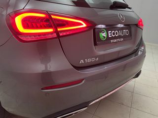 Mercedes-Benz A 180 2020 A-class Progressive Line,Ambient light,Navi-thumb-5