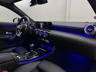 Mercedes-Benz A 180 2020 A-class Progressive Line,Ambient light,Navi-thumb-17