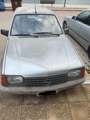 Opel Ascona 1985-thumb-2
