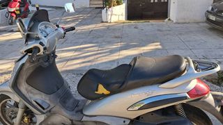 Piaggio Beverly 500 2004-thumb-1